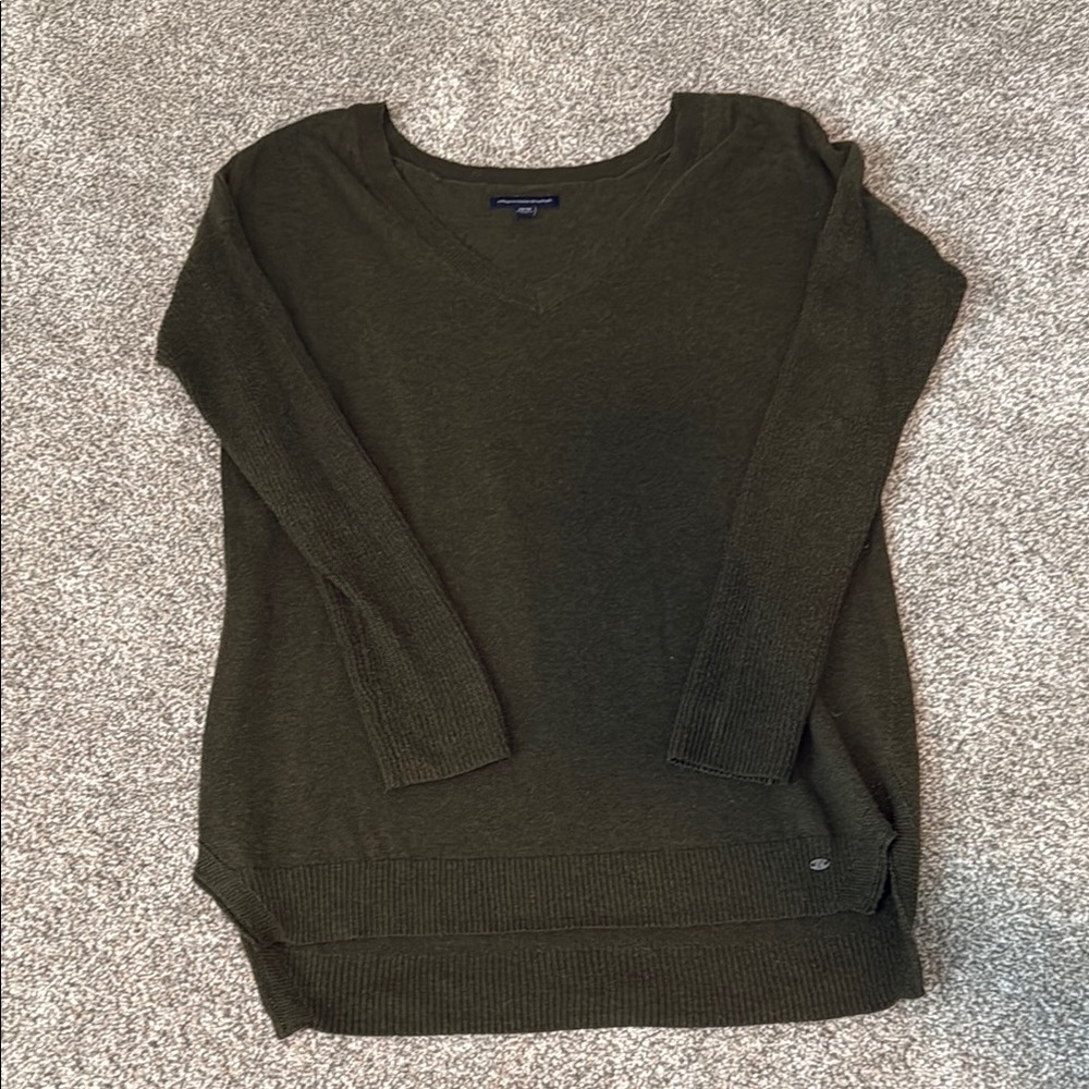 American Eagle Outfitters Green V-Neck Sweater